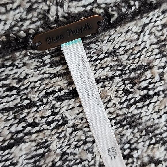 Free People Kai Pom Tapestry XS Cardigan Sweater - Picture 4 of 14